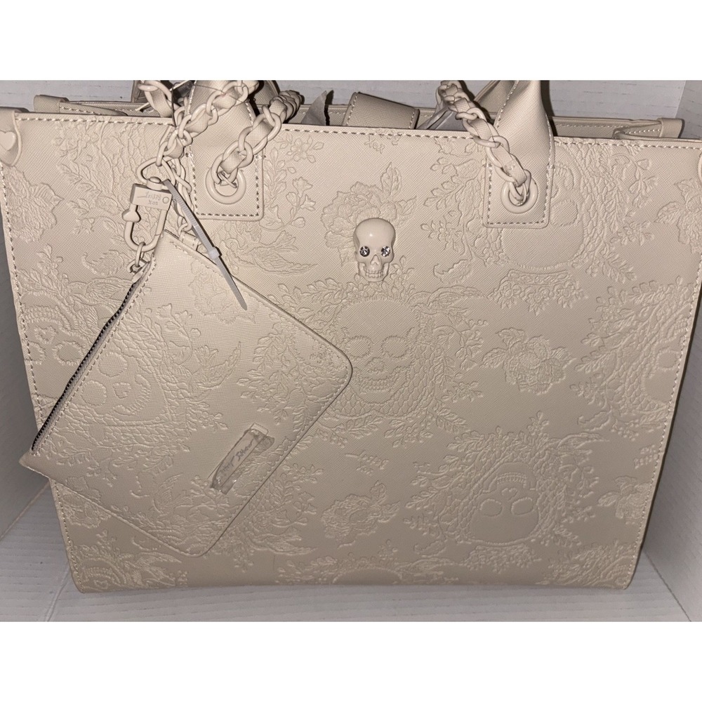Betsey Johnson Xokiara2 Embossed Tote Bag White Skulls Halloween Satchel Purse - Picture 3 of 16